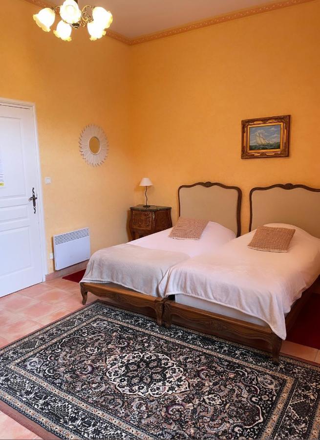 Hotel Du Chateau De Quineville Ngoại thất bức ảnh
